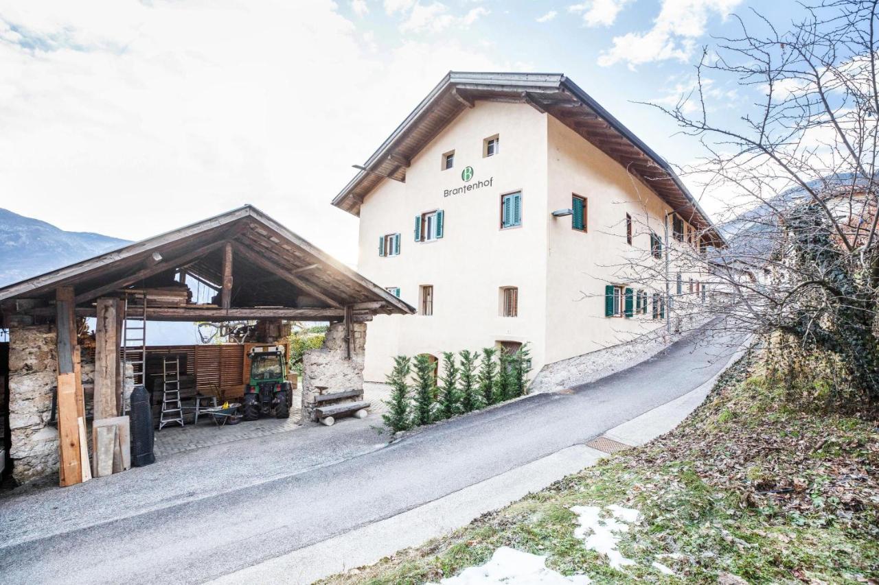 Brantenhof Ferienwohnung Vinea Cortaccia Luaran gambar