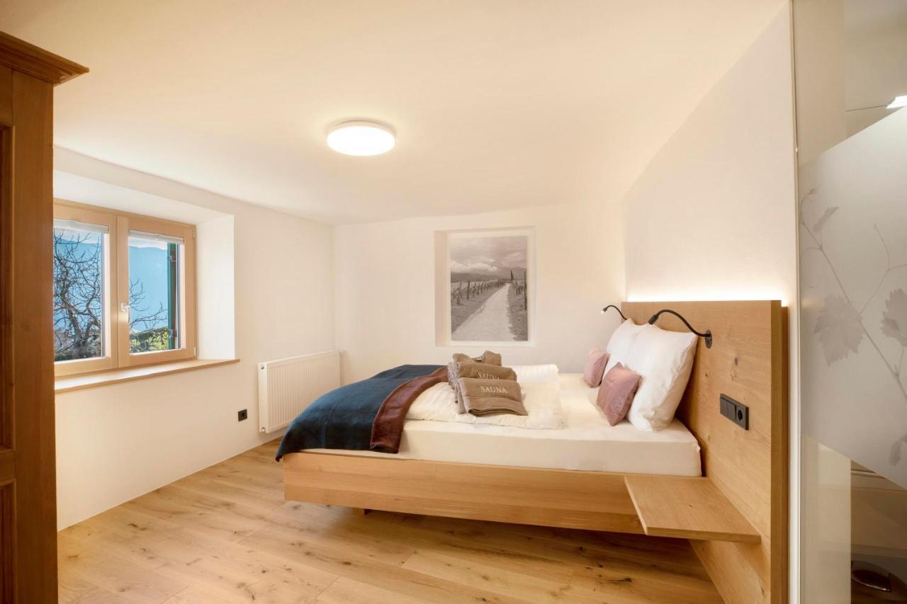Brantenhof Ferienwohnung Vinea Cortaccia Luaran gambar