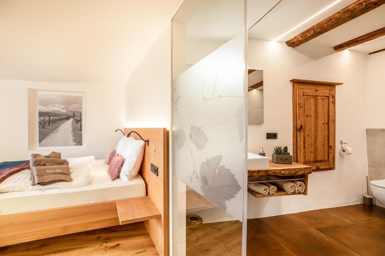 Brantenhof Ferienwohnung Vinea Cortaccia Luaran gambar